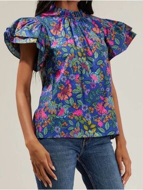 Sugarlips Blue Floral Flutter Sleeve Blouse size medium